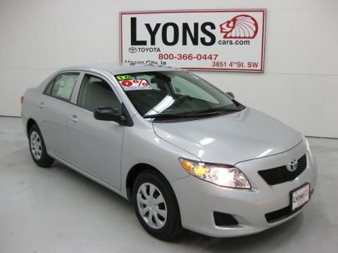 Classic Silver Metallic Toyota Corolla .  Click to enlarge.