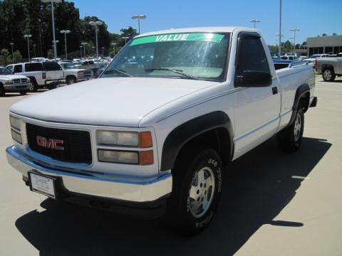 Olympic White GMC Sierra 1500 SLE Regular Cab 4x4.  Click to enlarge.