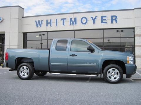 Blue Granite Metallic Chevrolet Silverado 1500 LT Extended Cab.  Click to enlarge.