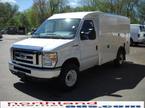 Oxford White Ford E Series Cutaway E350 Commercial Utility.  Click to enlarge.