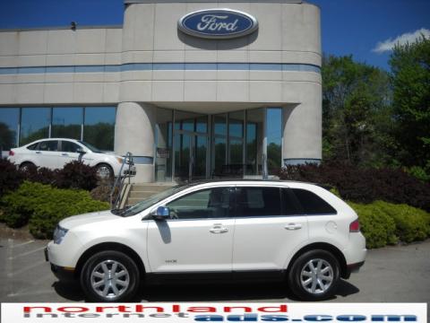 White Chocolate Tri Coat Lincoln MKX AWD.  Click to enlarge.