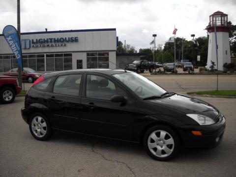 Pitch Black Ford Focus ZX5 Hatchback.  Click to enlarge.