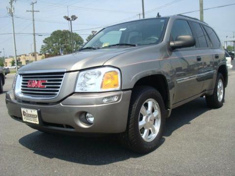 Sand Beige Metallic GMC Envoy SLE.  Click to enlarge.