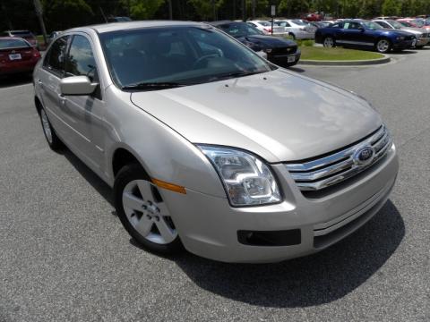 Silver Birch Metallic Ford Fusion SE.  Click to enlarge.