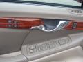 2002 DeVille Sedan #19