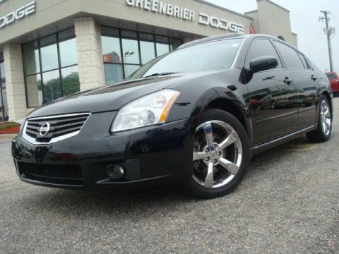 Super Black Nissan Maxima 3.5 SE. Click to enlarge. Super Black Nissan Maxima 3.5 SE. Click to enlarge.