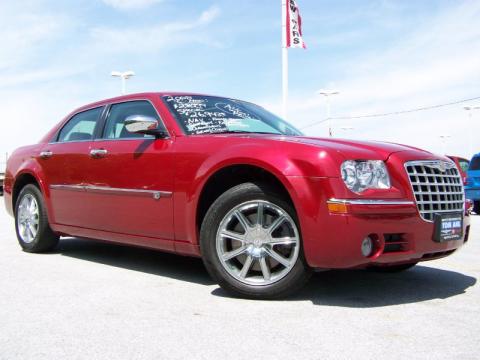 Inferno Red Crystal Pearl Chrysler 300 C HEMI AWD.  Click to enlarge.