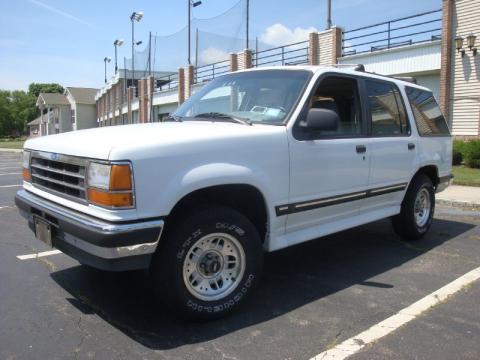 Oxford White Ford Explorer XL 4x4.  Click to enlarge.