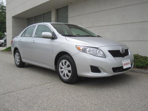 Classic Silver Metallic Toyota Corolla LE.  Click to enlarge.