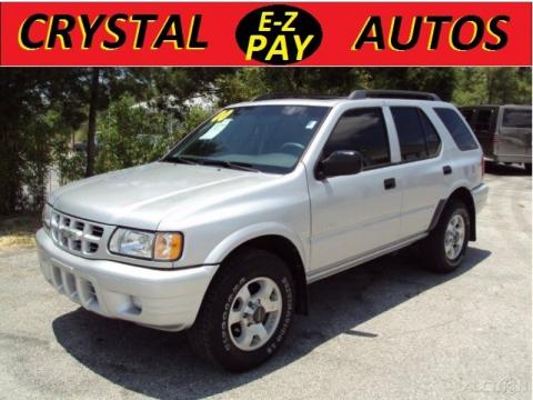 Bright Silver Metallic Isuzu Rodeo LS.  Click to enlarge.