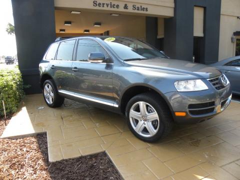 Offroad Grey Metallic Volkswagen Touareg V8.  Click to enlarge.