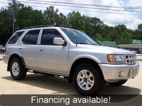 Bright Silver Metallic Isuzu Rodeo LSE.  Click to enlarge.