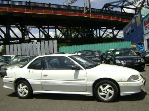 Bright White Pontiac Grand Am GT.  Click to enlarge.