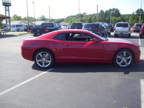 Victory Red Chevrolet Camaro SS Coupe.  Click to enlarge.