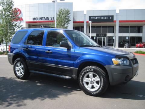 Sonic Blue Metallic Ford Escape XLT V6.  Click to enlarge.