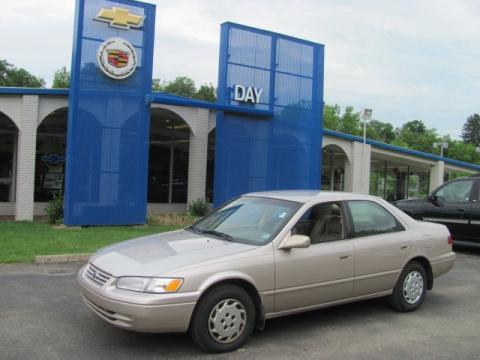 Cashmere Beige Metallic Toyota Camry LE.  Click to enlarge.