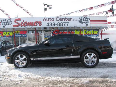 Black 2005 Ford Mustang GT Premium Coupe with Dark Charcoal interior Black 