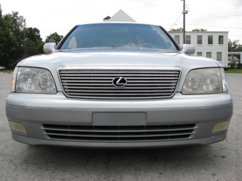 Alpine Silver Metallic Lexus LS 400.  Click to enlarge.
