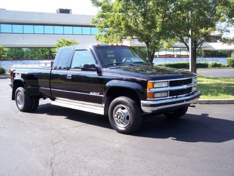 Black Chevrolet C/K 3500 K3500 Cheyenne Extended Cab 4x4 Dually. Click to enlarge. Black Chevrolet C/K 3500 K3500 Cheyenne Extended Cab 4x4 Dually. Click to enlarge.