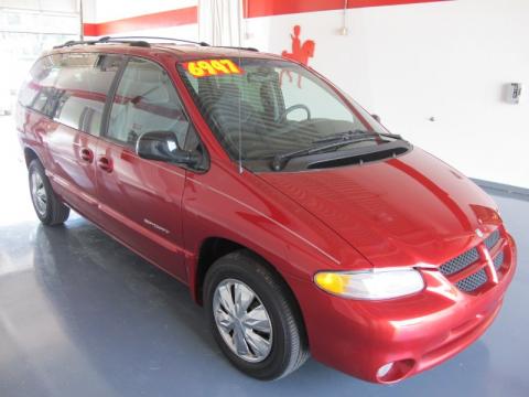 Inferno Red Pearlcoat Dodge Grand Caravan Sport.  Click to enlarge.