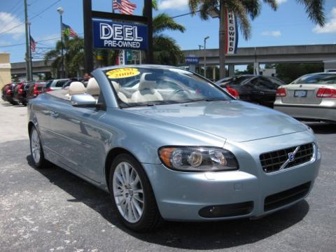 Celestial Blue Metallic Volvo C70 T5 Convertible.  Click to enlarge.