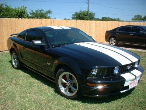 Black Ford Mustang GT Premium Coupe.  Click to enlarge.