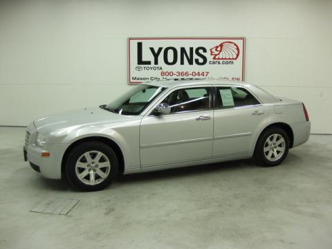 Bright Silver Metallic Chrysler 300 Touring.  Click to enlarge.