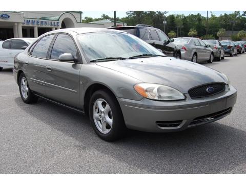 Spruce Green Metallic Ford Taurus SES Sedan.  Click to enlarge.