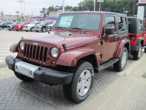 Red Rock Crystal Pearl Jeep Wrangler Sahara 4x4.  Click to enlarge.
