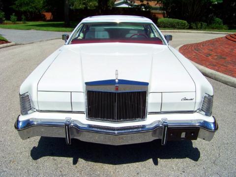 White Lincoln Continental Mark IV.  Click to enlarge.