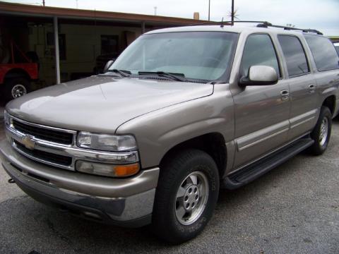 Light Pewter Metallic Chevrolet Suburban 1500 LT.  Click to enlarge.