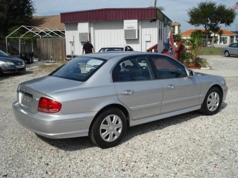 Brilliant Silver Hyundai Sonata .  Click to enlarge.