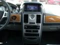 2010 Town & Country Limited #12