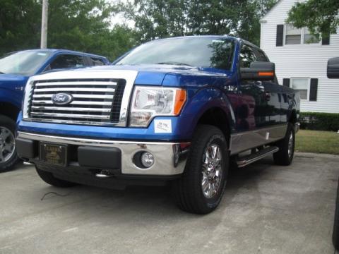 Blue Flame Metallic Ford F150 XLT SuperCab 4x4.  Click to enlarge.