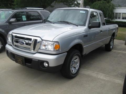 Silver Metallic Ford Ranger XLT SuperCab.  Click to enlarge.