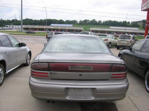 Light Iris Pearl Dodge Intrepid ES.  Click to enlarge.