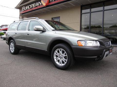 Willow Green Metallic Volvo XC70 AWD Cross Country.  Click to enlarge.