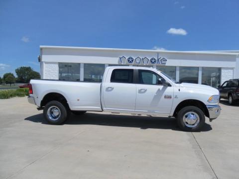 Bright White Dodge Ram 3500 Big Horn Edition Crew Cab 4x4 Dually.  Click to enlarge.