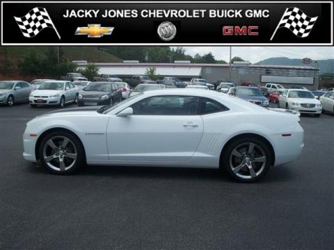 Summit White Chevrolet Camaro SS/RS Coupe.  Click to enlarge.