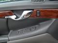 2002 DeVille Sedan #22