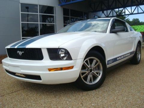 Performance White Ford Mustang V6 Deluxe Coupe.  Click to enlarge.