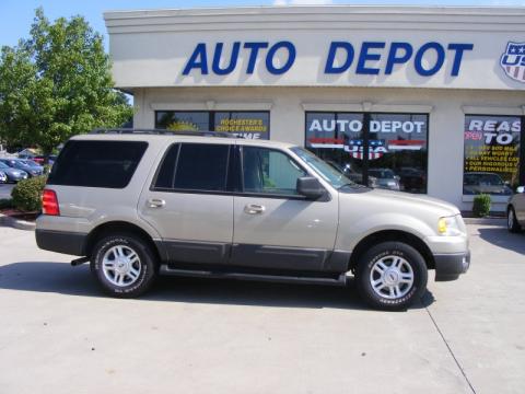 Pueblo Gold Metallic Ford Expedition XLT 4x4.  Click to enlarge.