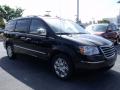 2010 Town & Country Limited #4