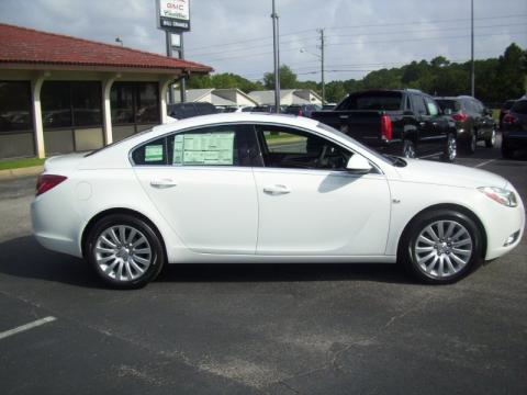 Summit White Buick Regal CXL.  Click to enlarge.