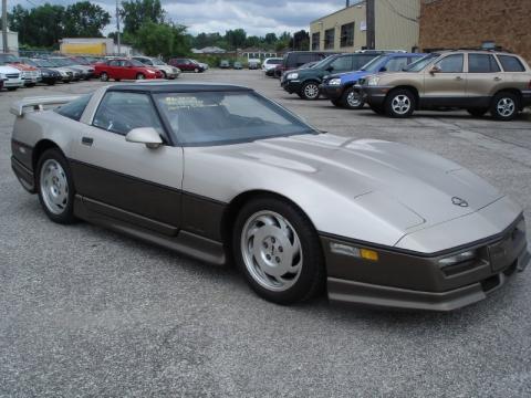 Silver Beige Chevrolet Corvette Coupe.  Click to enlarge.
