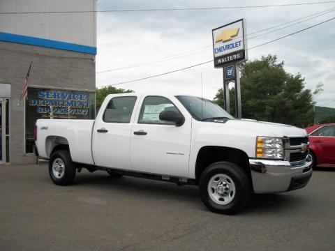 Summit White Chevrolet Silverado 2500HD LS Crew Cab 4x4.  Click to enlarge.