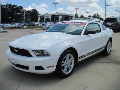 Performance White Ford Mustang V6 Coupe.  Click to enlarge.