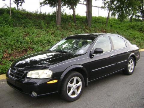 Super Black Nissan Maxima GLE.  Click to enlarge.
