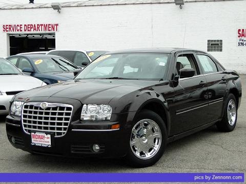 Brilliant Black Crystal Pearl Chrysler 300 Touring.  Click to enlarge.