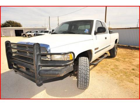 Bright White Dodge Ram 2500 Laramie Extended Cab 4x4.  Click to enlarge.
